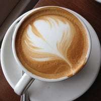 7/31/2012にpolがMadam Chi Coffee Loungeで撮った写真