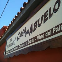 รูปภาพถ่ายที่ Bar Restaurante Casa del Abuelo โดย José Miguel M. เมื่อ 9/4/2012