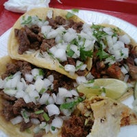 Photo taken at Tacos El Gavilan by Ammy M. on 8/12/2012