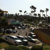 รูปภาพถ่ายที่ Fiesta Village โดย Michael C. เมื่อ 5/6/2012