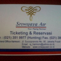 Photo taken at Sriwijaya Air Branch Office by Kak D. on 10/4/2011