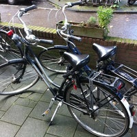 Photo taken at De Stads Fiets by Thore F. on 10/8/2011
