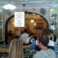 Foto tomada en Fábrica dos Pastéis de Belém  por Nuno C. el 6/19/2012