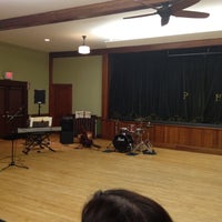 รูปภาพถ่ายที่ The Dance Hall โดย Beerlady T. เมื่อ 3/30/2012