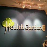 Foto tomada en Health Garden  por Kevin L. el 12/10/2011