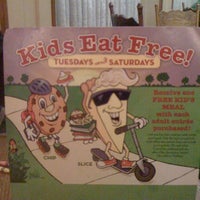 Photo taken at Marie Callender&amp;#39;s by fanniqua on 1/30/2011