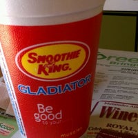 Photo taken at Smoothie King by Mark Harrison B. on 5/29/2012