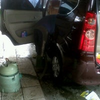 Photo taken at Car Wash CEMERLANG by Yustamaji N. on 12/26/2011