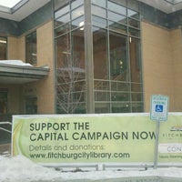Foto tirada no(a) Fitchburg Public Library por Mandy G. em 1/16/2012