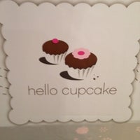 Photo taken at Hello Cupcake by Dante F. on 8/8/2012