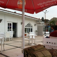 Photo taken at The Coffee Lounge Pasabahce by Ertand D. on 4/13/2012