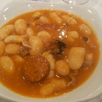Das Foto wurde bei Restaurante José María von pota blava S. am 3/29/2012 aufgenommen