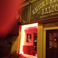 Снимок сделан в Knickerbocker Saloon пользователем Sherry P. 11/15/2011