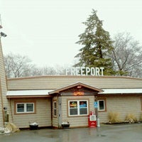 Photo taken at Freeport Restaurant by Kenny S. on 3/23/2011