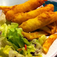Photo taken at Neil&amp;#39;s Halibut &amp;amp; Seafood by Hang W. on 1/15/2012