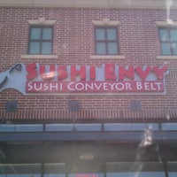 Foto diambil di Sushi Envy oleh Parker pada 10/16/2011