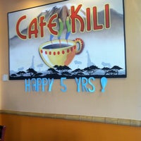 Снимок сделан в Cafe Kili пользователем Stella G. 2/15/2012