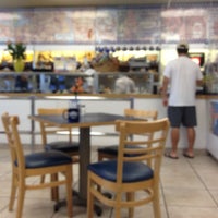 Photo taken at Lox Stock &amp; Bagel by Robb V. on 5/27/2012