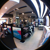 adidas mayfair