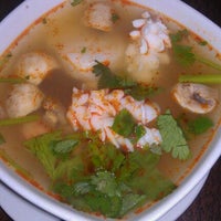 Photo taken at Sanphan Thai Cuisine by Chuq Y. on 4/27/2011