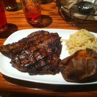 Photo taken at LongHorn Steakhouse by Philly P. on 3/6/2012