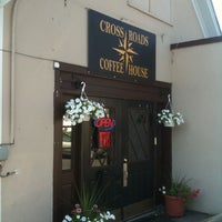 Photo taken at Crossroads Coffee House by Marjorie S. on 7/26/2011