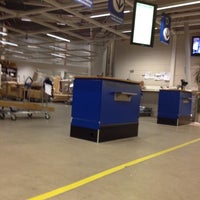 Photo taken at Ikea Retrait Des Colis by Robert R. on 1/22/2012