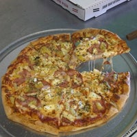 1/5/2012 tarihinde Anastasios T.ziyaretçi tarafından Oliveo Pizza'de çekilen fotoğraf