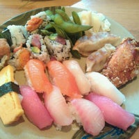 Photo taken at Osaka Japanese Sushi &amp;amp; Steakhouse by Nate L. on 10/21/2011