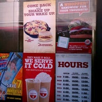 Photo taken at Burger King by Nilaja A. M. on 9/3/2011
