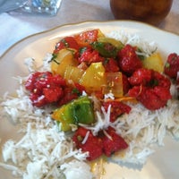 Foto tomada en Haveli Indian Restaurant  por Steve T. el 1/13/2012