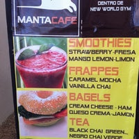 รูปภาพถ่ายที่ Manta Cafe Bucerias   (www.mantacafe.com) โดย Olivia R. เมื่อ 9/14/2011