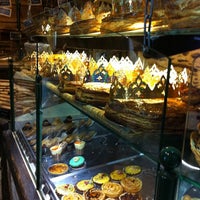 Photo taken at Boulangerie d&amp;#39;Honoré by Dams H. on 1/16/2011