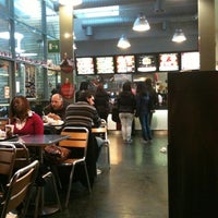 Снимок сделан в Burger King пользователем Riccardo P. 12/30/2011