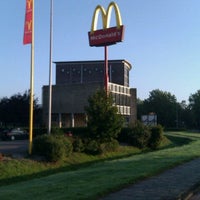 Das Foto wurde bei McDonald&amp;#39;s von Patrick L. am 9/19/2011 aufgenommen
