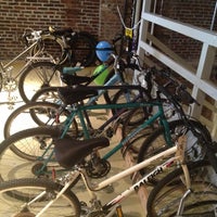 7/14/2012에 Dinean R.님이 BGCN Bike Exchange에서 찍은 사진