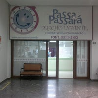 Foto diambil di Passa Passará Brechó infantil oleh Renato C. pada 5/26/2012