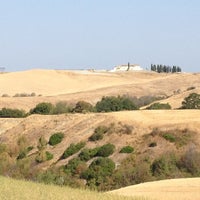 รูปภาพถ่ายที่ Borgo Vicarello di Volterra โดย Elisabetta B. เมื่อ 8/24/2012