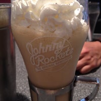 Photo taken at Johnny Rockets by Kathryn B. on 6/30/2012