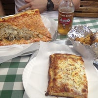 Photo taken at John &amp; Joe&#39;s Pizzeria by MellyCupcakez on 7/11/2012