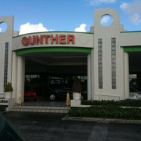 รูปภาพถ่ายที่ Gunther Mazda โดย Jamie A. เมื่อ 3/16/2012