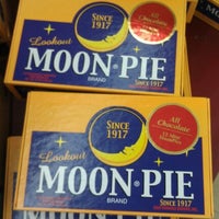 Moon pie