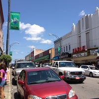 รูปภาพถ่ายที่ Mayberry on Main โดย Mira เมื่อ 7/28/2012