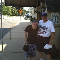 Ye Cottage Inn Now Closed 149 W Front St