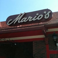 รูปภาพถ่ายที่ Mario&amp;#39;s โดย Lawrence B. เมื่อ 5/15/2012
