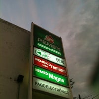 Photo taken at Gasolinería by Hugo C. on 4/21/2012