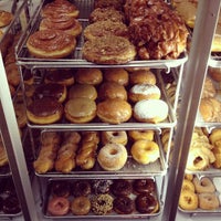 3/26/2012にArnaud F.がAll Stars Donutsで撮った写真