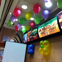 Photo taken at Burger King by IKer T. on 4/26/2012