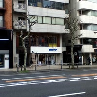 Photo taken at ARENA SHOP 原宿店 (アリーナショップ) by ヤス た. on 2/26/2012