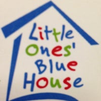 Photo prise au Little Ones&amp;#39; Blue House par Oliver le8/24/2012